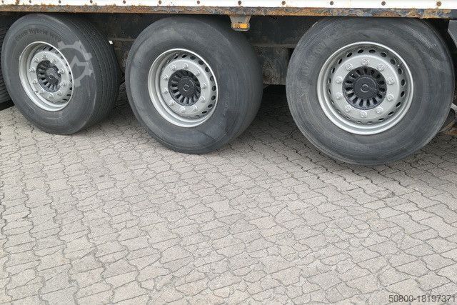 Koffer oplegger KRONE SD, Schlüssellochblech, Luft-Lift, SAF-Achsen