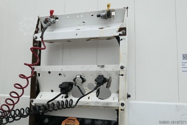 Koffer oplegger KRONE SD, Schlüssellochblech, Luft-Lift, SAF-Achsen