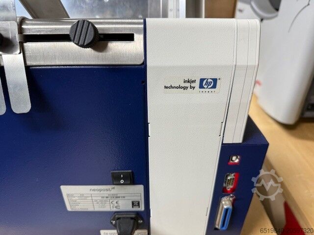 Stampante per buste Neonpost Model 616