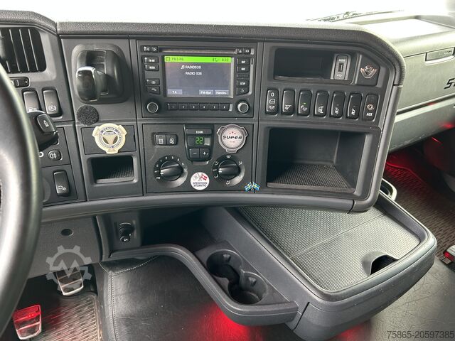 Standard-SZM Scania R520 V8 / Showtruck / Buffl Special Interior / ...
