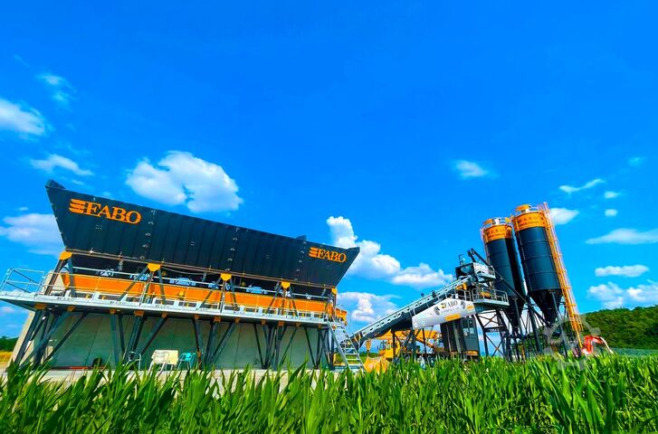 Usina de concreto / central de concreto FABO Concrete Batching Plant 60 M3/H Compact Concrete Batching Plant