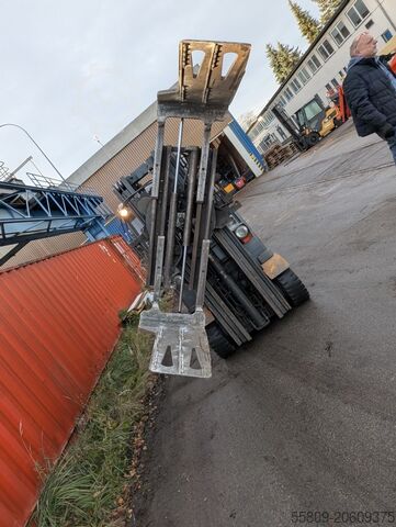 Elektro 4 Rad-Stapler Jungheinrich EFG 425s // 5 Ventile // STVZO // 2021 Batterie //