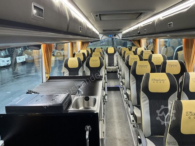 Touringcar Van Hool TX 16 Astronef