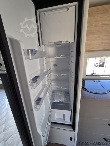 Caravan BÜRSTNER B66 465 TS 1.700 kg / Duschpaket