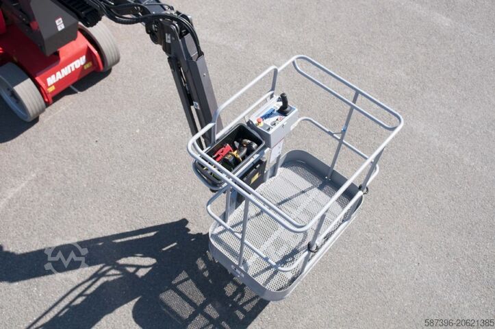 Plate-forme télescopique articulée Manitou 120AETJ C