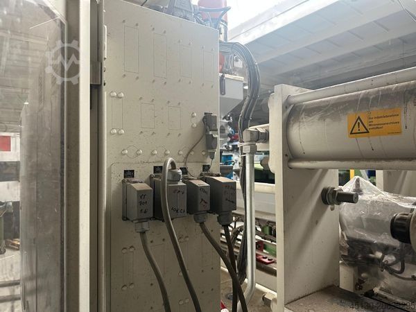 Μηχανή χύτευσης με έγχυση KraussMaffei KM 200-1400 CX