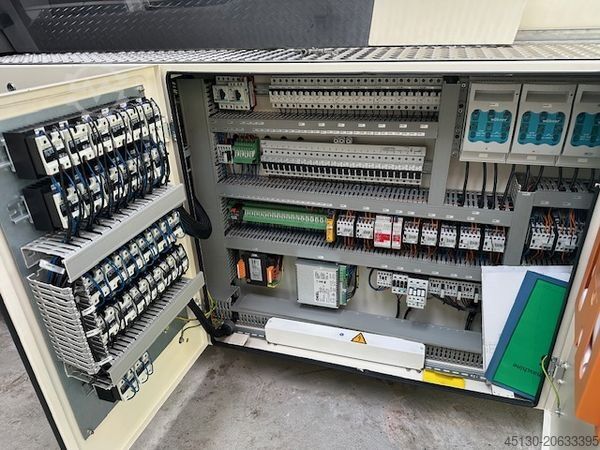 Formsprutningsmaskin Engel Victory 330H/80V/160 combi Ecodrive