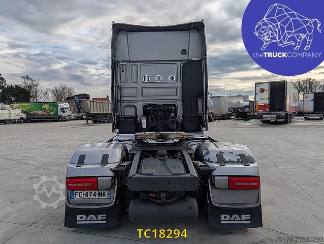 Estándar-SZM DAF XF 105 530