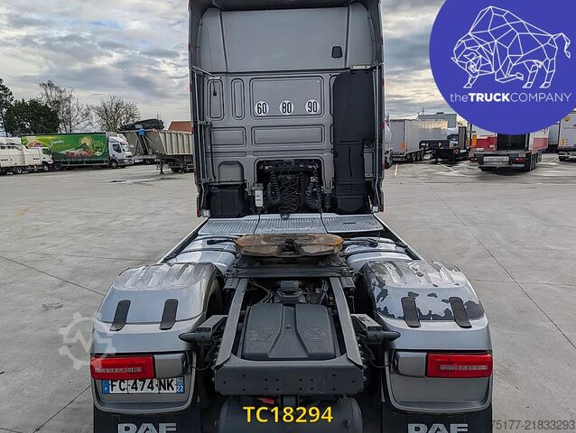 Estándar-SZM DAF XF 105 530