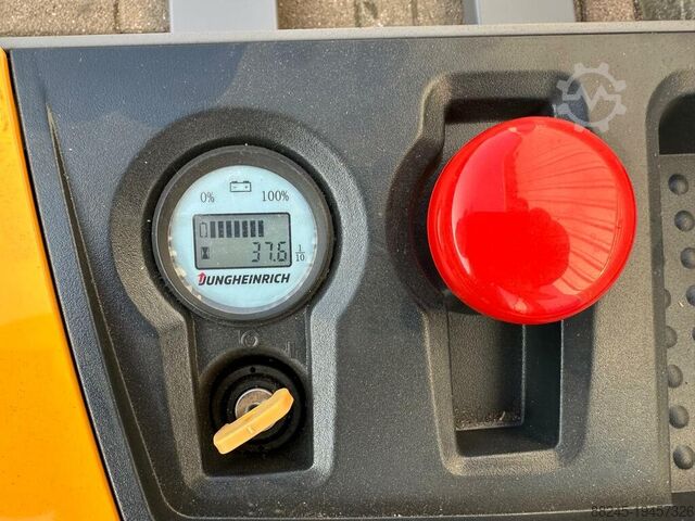 VS-22083 Manipulator de paleti bloc electric Jungheinrich EJE M13 JUNGHEINRICH EJE M13