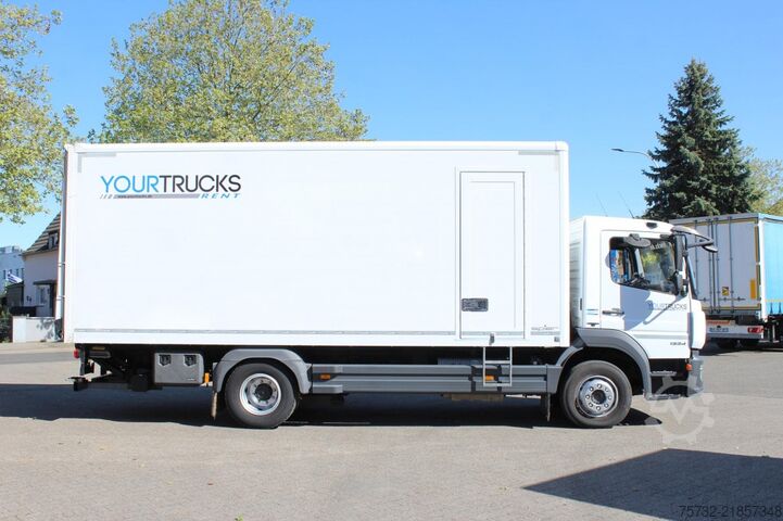 Vrachtwagen met bakwagen Mercedes-Benz Atego  1324 E6 Koffer Ladungssicherung Klima LBW