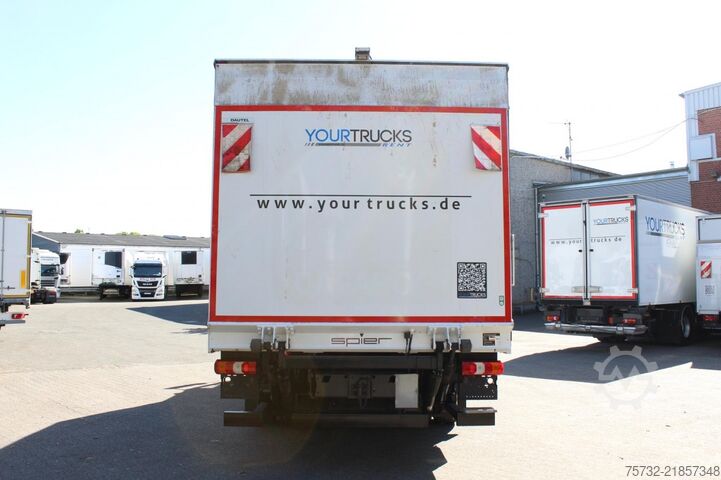 Vrachtwagen met bakwagen Mercedes-Benz Atego  1324 E6 Koffer Ladungssicherung Klima LBW