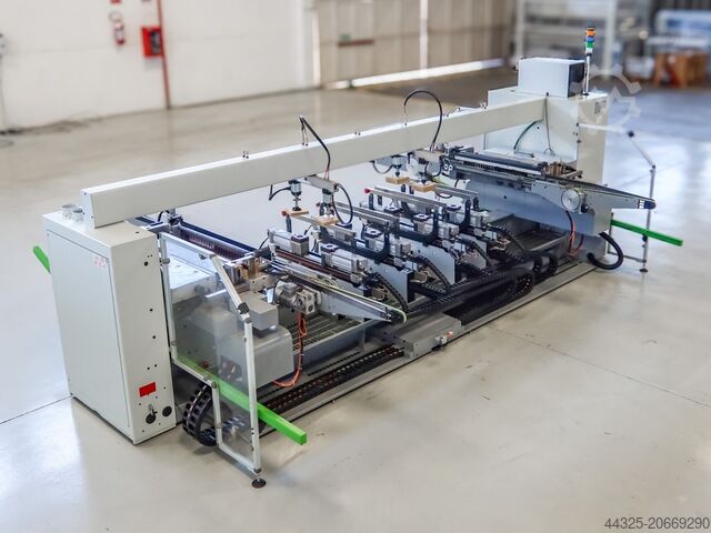 Máquina de perfuração contínua BIESSE TECHNO F