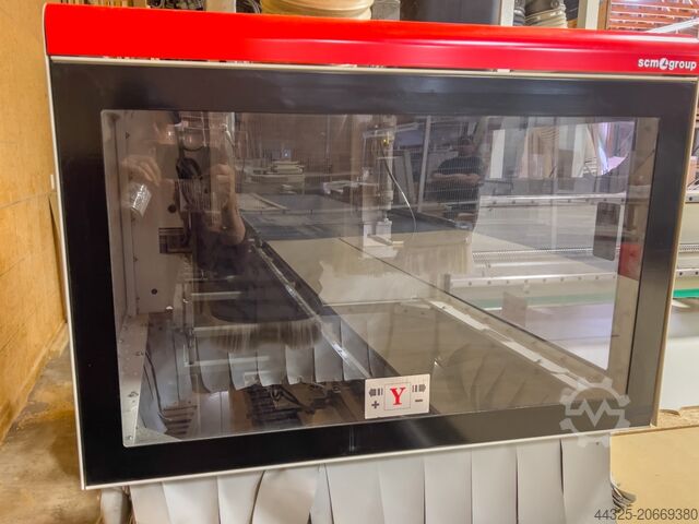 Centro de maquinagem com mesa de encaixe SCM PRATIX 15N