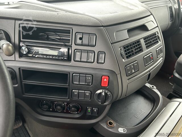 Padrão-SZM DAF XF 440 FT Space Cab / 959 dkm / 2 Tanks / Stand...