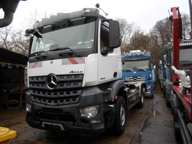 Kroghejselastbil MERCEDES-BENZ 2540 L/ 6x2/ ABROLLER