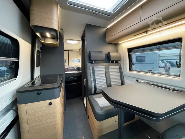 Camper van ADRIA Twin Max 680 SGX *MAN*Automatik*ACC*Hubbett*