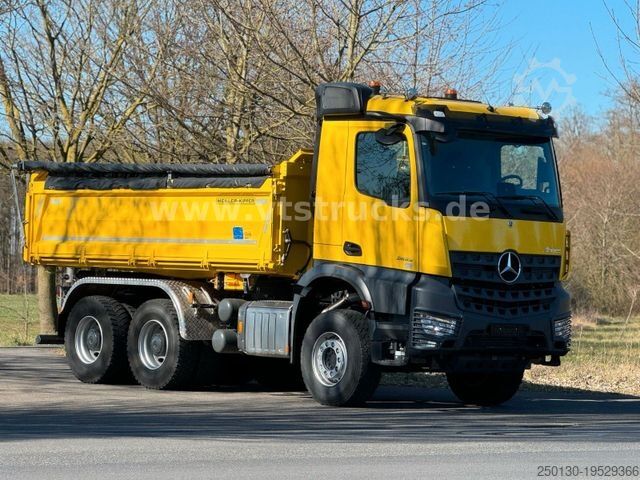 Τρίπλευρο ανατρεπόμενο φορτηγό MERCEDES-BENZ Arocs 5 2653 6x4 Meiller DSK Kipper Mirror Cam