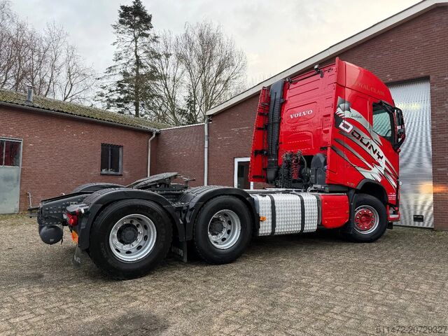 Standaard-SZM Volvo FH 540 / 6X4 / Retarder / Lift-Axle / 2 Tanks