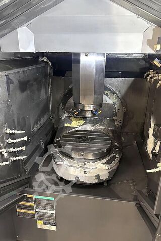 Horizontal machining center Mori Seiki NMV 5000 DCG