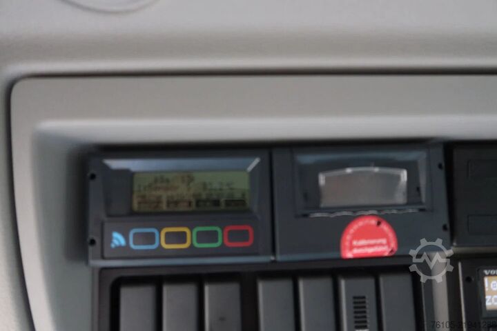 Transport refrigerat/congelat Volvo FE Volvo FE 280 4x2 Carrier Supra 1250 Koel/Vri...