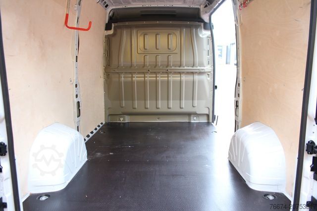 Kassevogn FIAT Ducato 35 L2H2 180 Automatik Kamera Navi