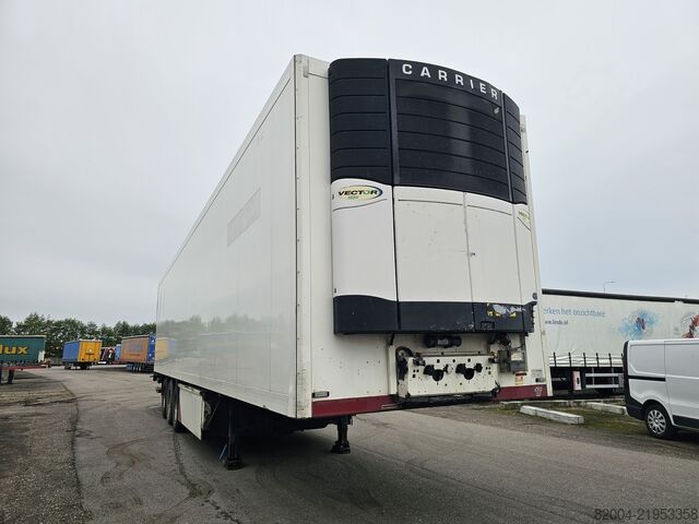 Gekoeld/vriestransport KRONE SD | FRIGE TRAILER WITH CARRIER |  AND LOADING ...