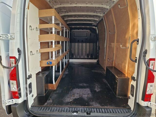 Van Renault Master