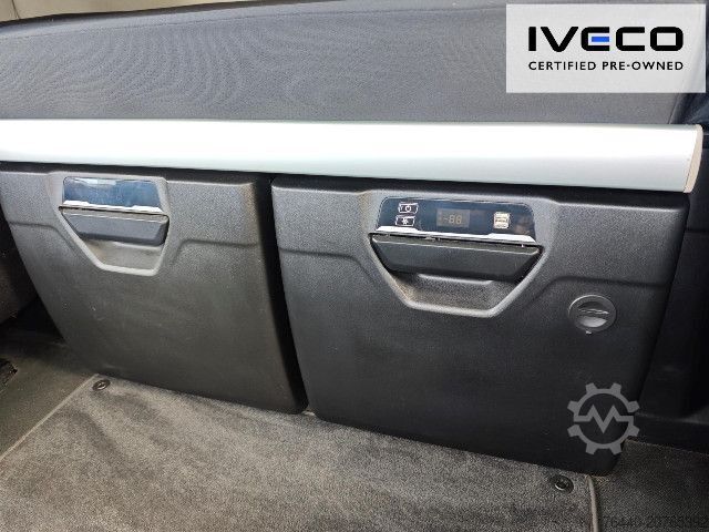 Standart çekici ünitesi IVECO Kipphydraulik