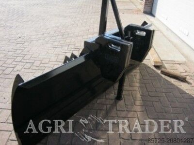 Snowplough Front hef schuifbladen