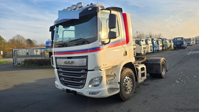 Standardowy ciągnik siodłowy DAF CF 450 FT