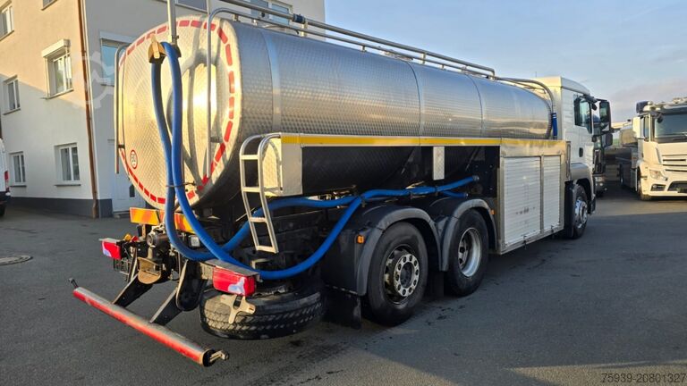 Tanker truck MAN TGS 26.400 (6x2) ISOLIERT