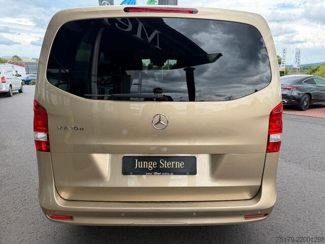 Stationvogn med højt tag Mercedes-Benz V 220 d DISTRONIC AHK 2,5to Standheizung