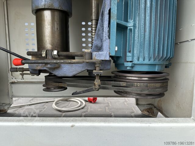 Onderfreesmachine RM Group SM110 RM GROUP SM 110