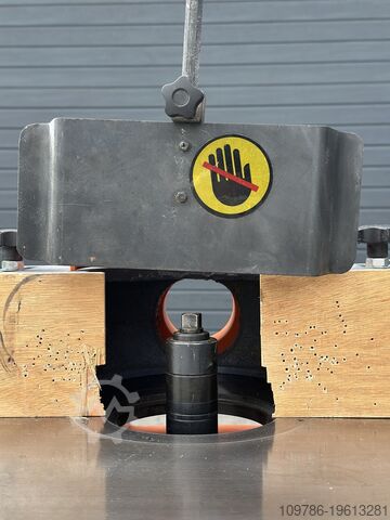 Onderfreesmachine RM Group SM110 RM GROUP SM 110