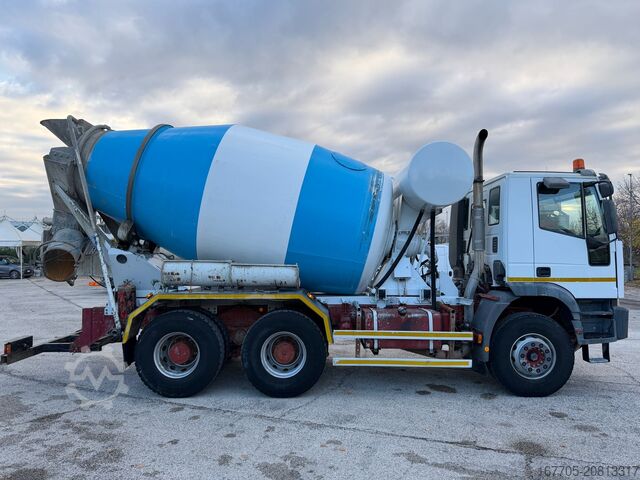 Betonomieszarka Iveco EUROTRAKKER Magirus 380E44