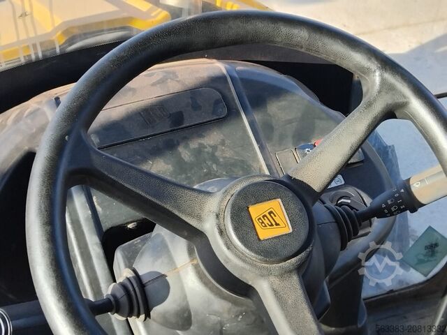 Koparko-ładowarka JCB 3CX-4T