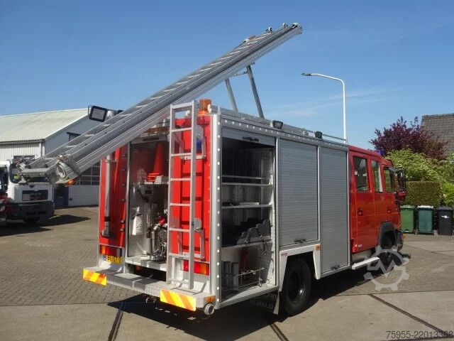 Brandweerwagen MAN LE 220C GODIVA POMP 2000 LITER TANK,MANUAL GEARBOX