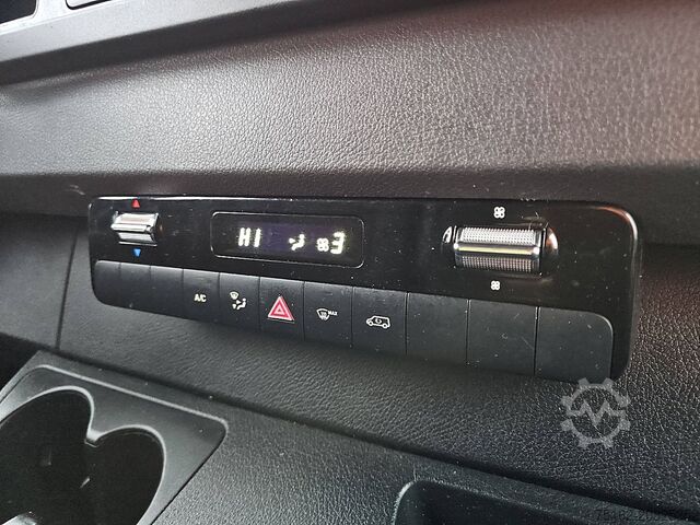 Bestelauto MERCEDES-BENZ SPRINTER 315 L2H2 RWD Mbux