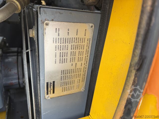 Vida kompresörü ATLAS Copco XAS60 Baukompressor 9,3 Bar