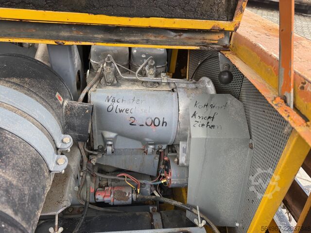 Vida kompresörü ATLAS Copco XAS60 Baukompressor 9,3 Bar