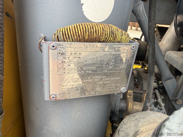 Vida kompresörü ATLAS Copco XAS60 Baukompressor 9,3 Bar