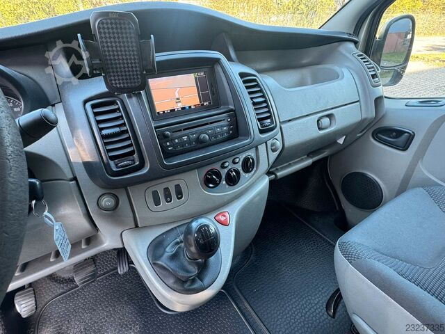 Bestelwagen OPEL Vivaro Kasten L2H1 Doppelkabine *Navi*AHK