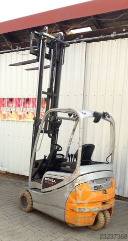Gaffeltruck ID-nr. E00428 STILL RX20 - 18