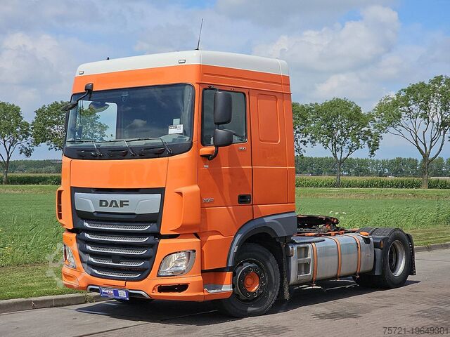 Standaard trekker DAF XF 450 SPACECAB
