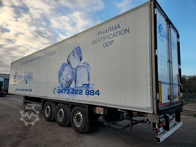 Reefer semitrailer SCHMITZ CARGOBULL SCB*S3B / Carrier 1950 / 6247 St./ 7 cm Wand