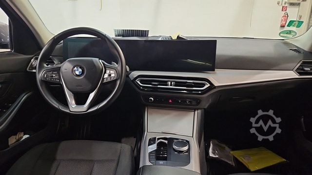 Fourgon BMW 320d xDrive Limousine