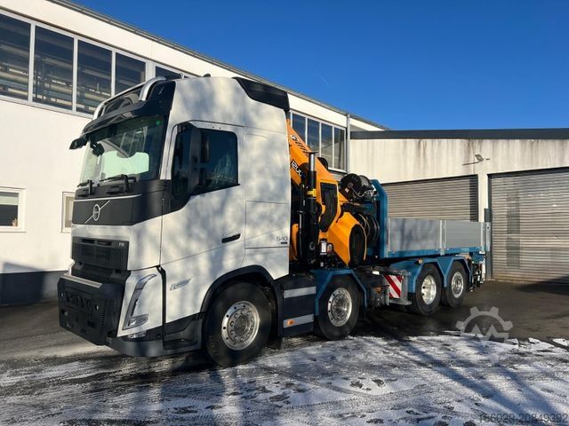 Flatbed truck VOLVO FH 540 8x2 EFFER Kran Sattelzugmaschine