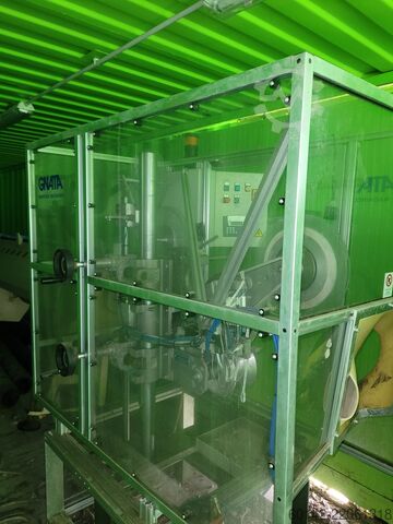 Extruder , extrusielijn Luigi Bandera extruder
