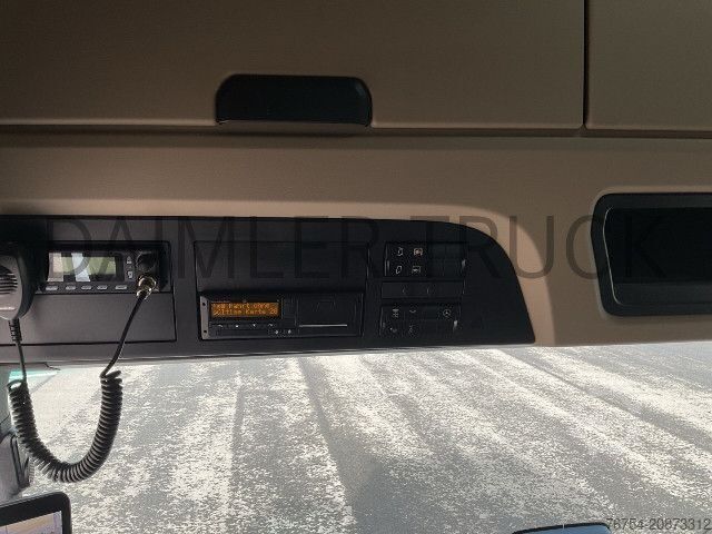 Standard tractor unit Mercedes-Benz eActros 600 LS SoloStar StyleLine SHZ Standklima